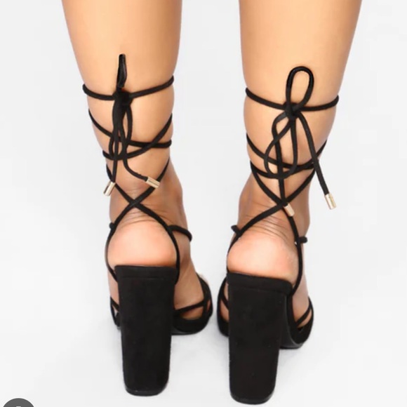 Fashion Nova size 8.5 Black Lace Up Heels - Picture 3 of 7